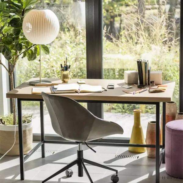 Lampa stołowa Nelson Lotus w stylu nowoczesnym