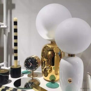 Lampa stołowa Aballs duża w stylu nowoczesnym z szklanym kloszem