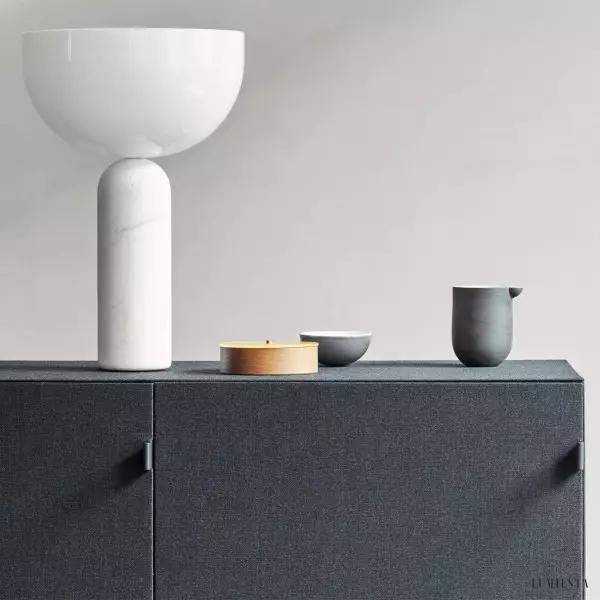 Lampa stołowa Kizu minimalistyczna z geometrycznym kloszem