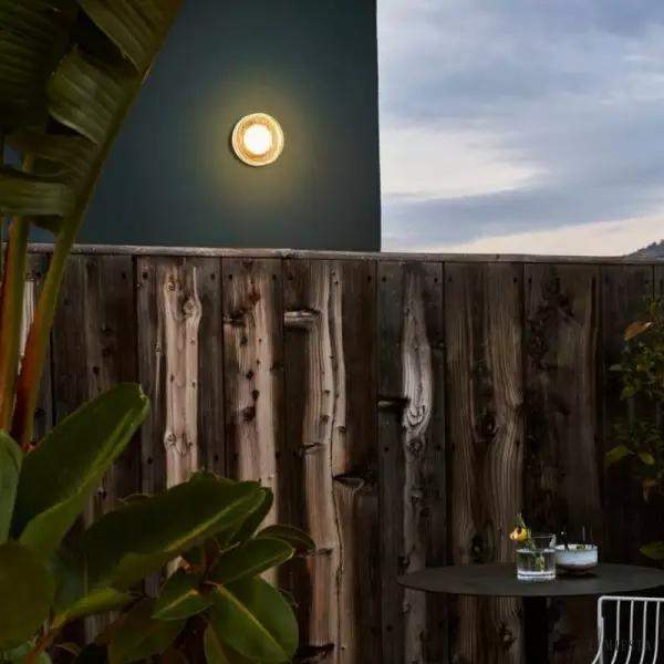 Stylowa lampa ścienna Roc w kształcie skały z LED