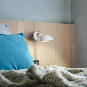 Nowoczesna rotacyjna lampa ścienna Aisilan do sypialni