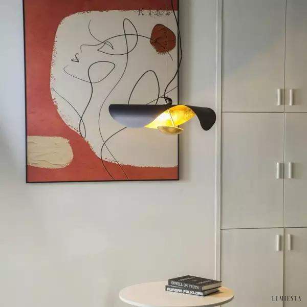 Lampa wisząca Lederam Manta z eleganckim kloszem