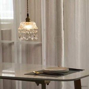 Nowoczesna lampa wisząca w kształcie misy z mosiądzu i szkła