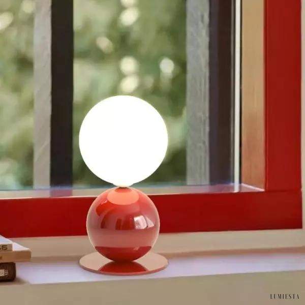 Kolorowa stołowa lampa akrylowa w nowoczesnym stylu