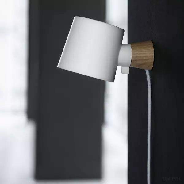 Lampka ścienna Normann Copenhagen Rise minimalistyczna biała