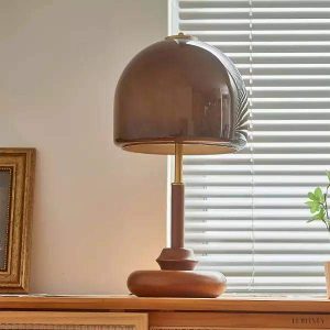 Lampka nocna vintage szklana brązowa z kopułą 50 cm