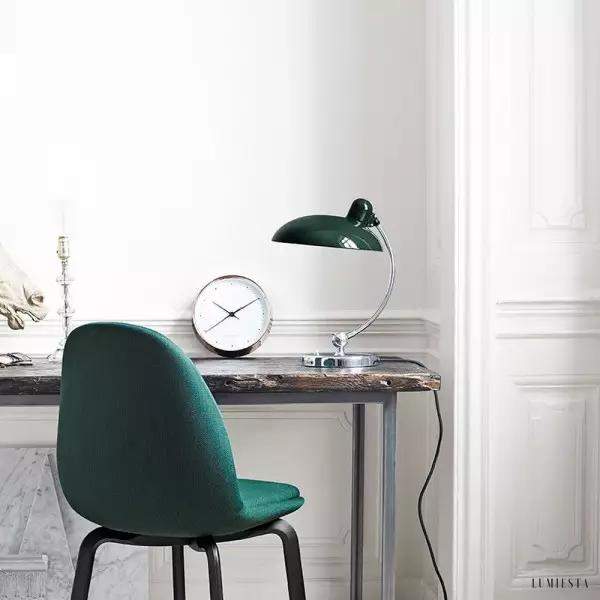 Lampa biurkowa Kaiser Idell 6631 w stylu Bauhaus z regulowanym kloszem