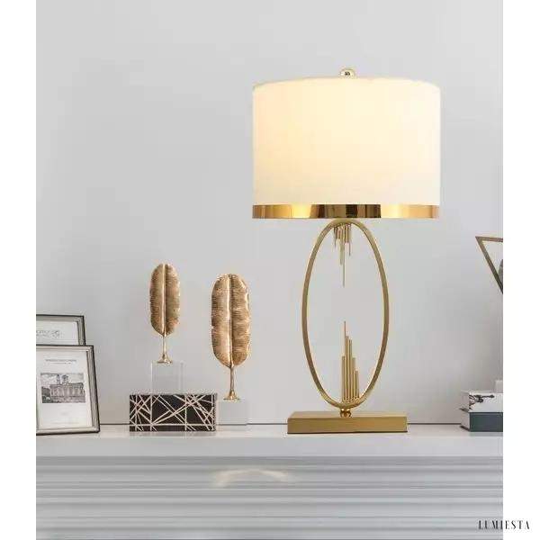 Metalowa lampa stołowa w stylu nowoczesnym z białym abażurem