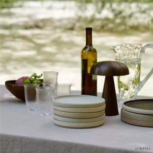 Stylowa przenośna lampa stołowa Como SC53 z kloszem w kształcie grzyba