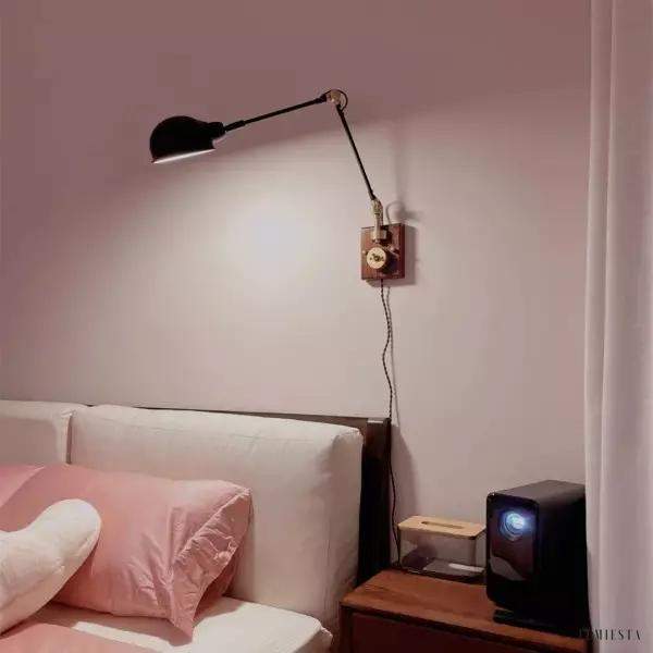 Lampa ścienna w stylu japońskim z regulowanym ramieniem