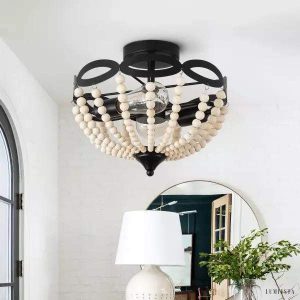 Lampy sufitowe w stylu rustykalnym z drewnianymi koralikami