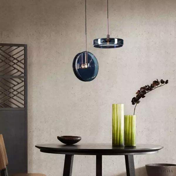 Ciemnoniebieska szklana lampa wisząca nowoczesny design