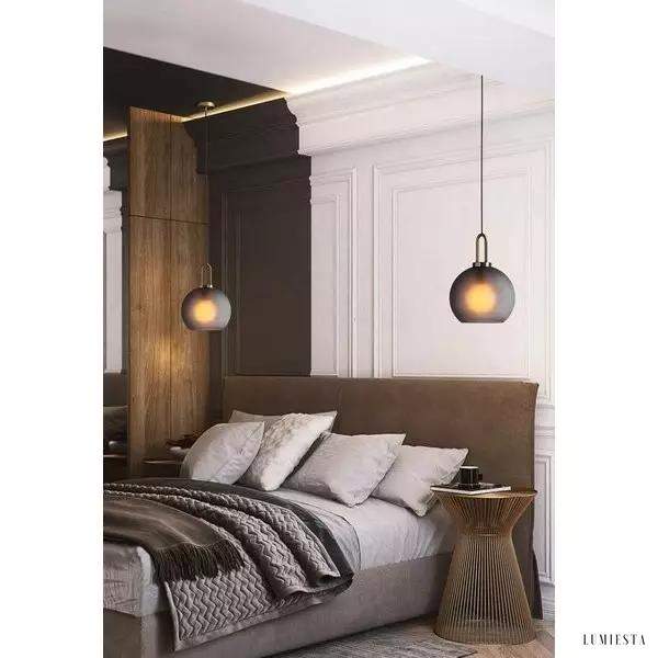 Szklana lampa wisząca w stylu retro z miedzianym wykończeniem