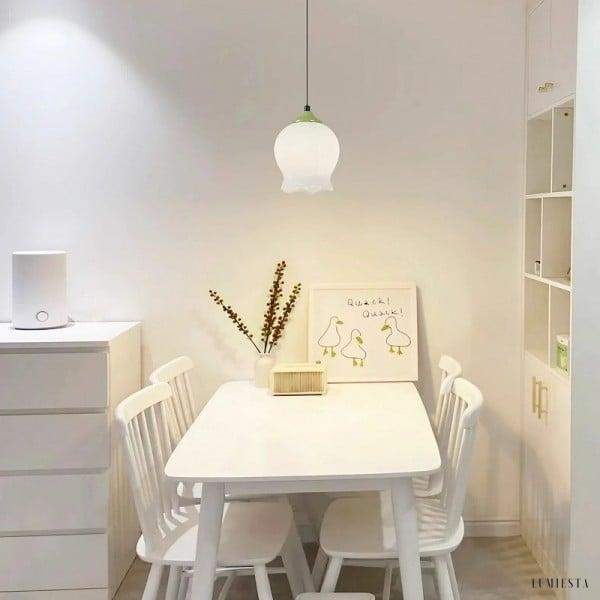 Szklana Lampa Wisząca Flower Bud w Kształcie Kwiatu