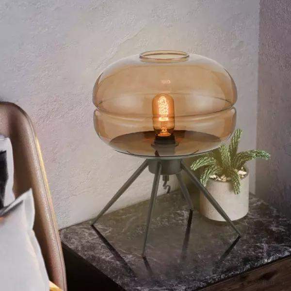 Lampa stołowa z lakierowanego szkła w nowoczesnym stylu