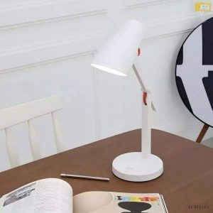 Lampa biurkowa LED z regulowanym ramieniem dotykowa
