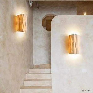 Stylowa lampka ścienna z żywicy w skandynawskim stylu