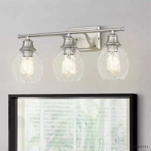 image_6-579.jpg Nowoczesna lampa ścienna metalowa z trzema szklanymi kloszami