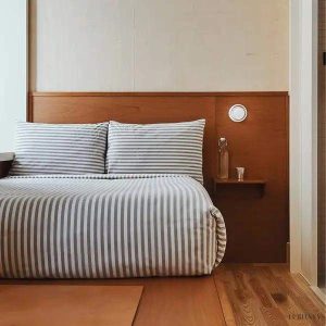 image_6-594.jpg Lampa ścienna Dimple nowoczesna forma w trzech kolorach