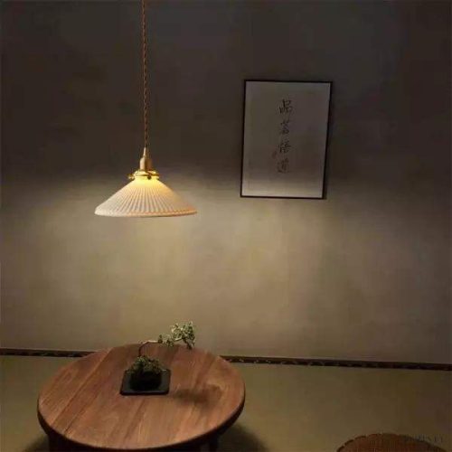 image_6-598.jpg Lampa wisząca z ceramiki w kształcie plisowanej spódnicy