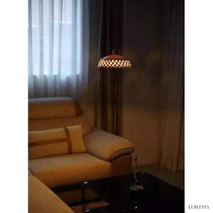 Ażurowa lampa ceramiczna z ręcznie rzeźbionym kloszem