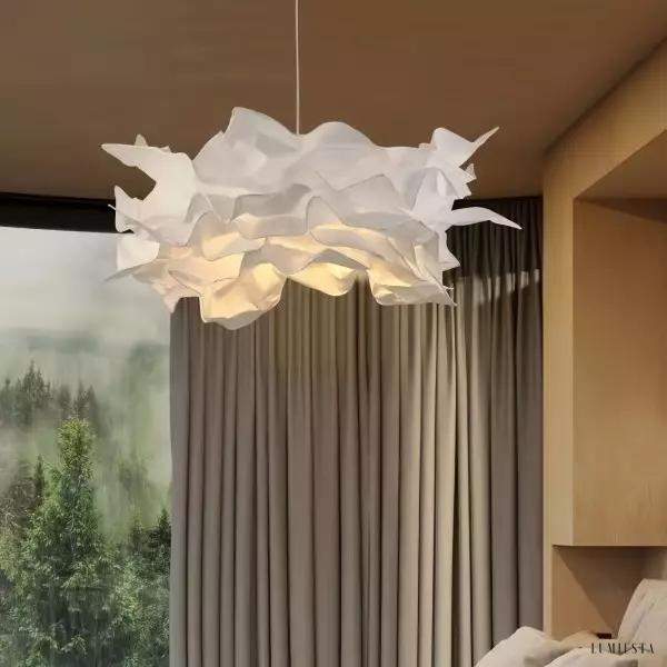 Papierowa lampa wisząca chmurka z białym kwiatem 43 cm