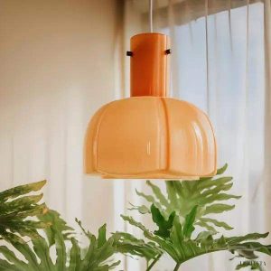 Szklana lampa wisząca Flower Bud w stylu średniowiecznym