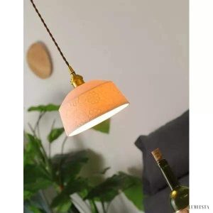 Ceramiczna lampa wisząca z kwiatowym wzorem do wnętrz