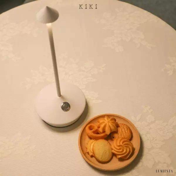 Nowoczesna lampa stołowa LED z akumulatorem w kształcie stożka