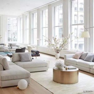 Lampa stołowa w kształcie kuli z opalowego szkła i aluminium