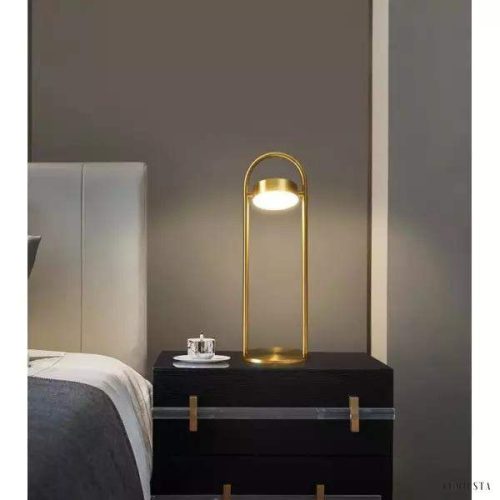 Luksusowa lampa stołowa w mosiądzu z okrągłym kloszem