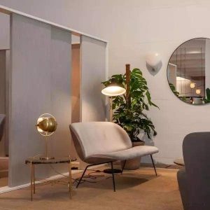 Lampa stołowa Multi-Lite w eleganckim stylu skandynawskim