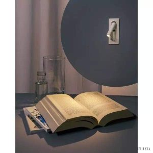 Lampa ścienna Ledtube z regulowanym strumieniem światła