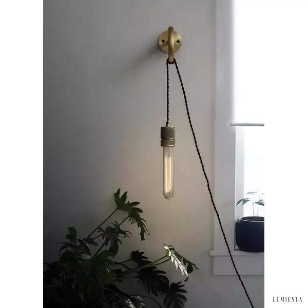 Minimalistyczna lampa ścienna Loop z gniazdkiem E27