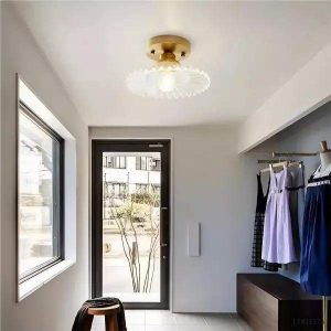 Lampka sufitowa w stylu vintage z zielonym szkłem