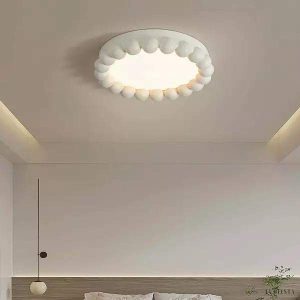 Kremowa Okrągła Lampa Sufitowa LED w Stylu Art Deco