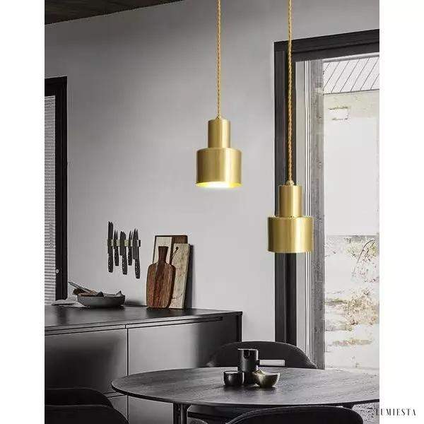 Mosiężna lampa wisząca stylowa elegancja do wnętrza