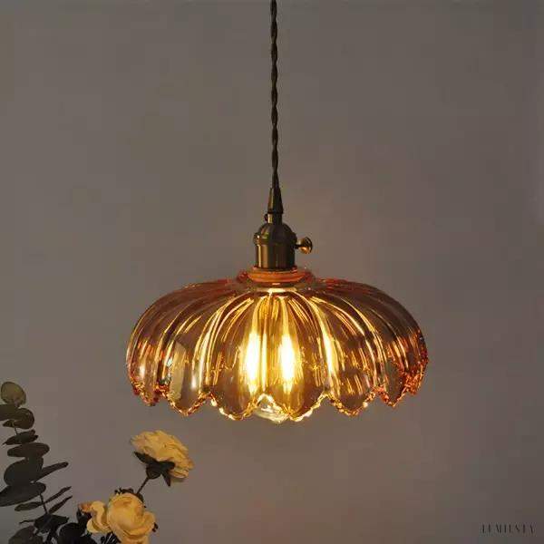 image_8-241.jpg Szklana elegancka lampa wisząca w kształcie płatków