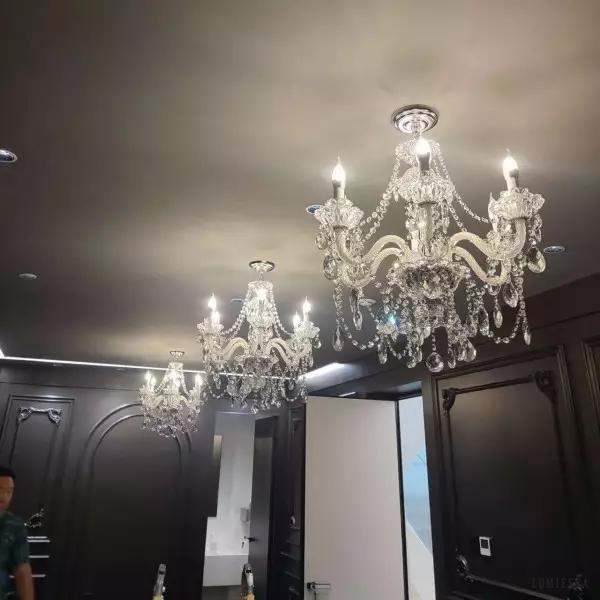 Luksusowy żyrandol kryształowy w stylu świecznika