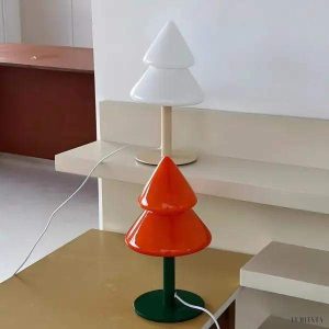 Lampka stołowa w kształcie choinki z kolorowego szkła