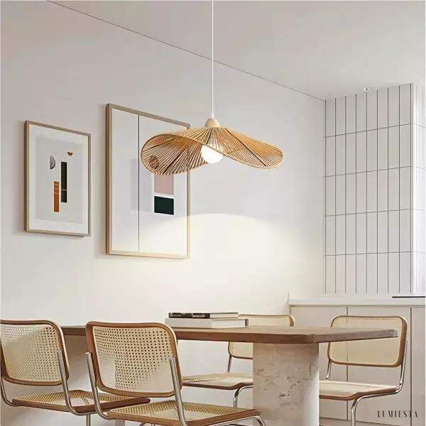 Rattanowa lampa wisząca Retro Zen w kształcie kapelusza