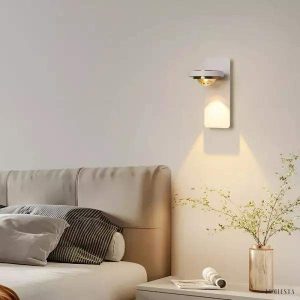 Nowoczesna rotacyjna lampa LED naścienna do sypialni