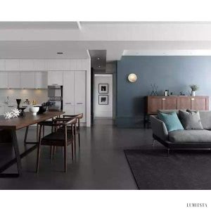 Lampa ścienna z marmuru i miedzi w minimalistycznym stylu