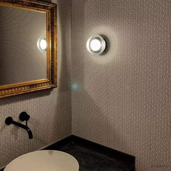 Stylowa lampa ścienna Roc w kształcie skały z LED