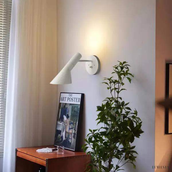 Lampa ścienna metalowa asymetryczna styl skandynawski