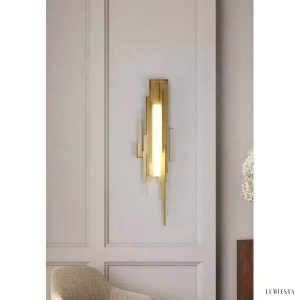 image_8-539.jpg Brutalistowa lampa ścienna metalowa z akrylowym kloszem