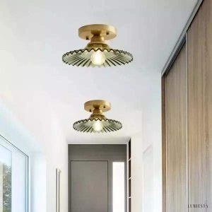 Lampka sufitowa w stylu vintage z zielonym szkłem