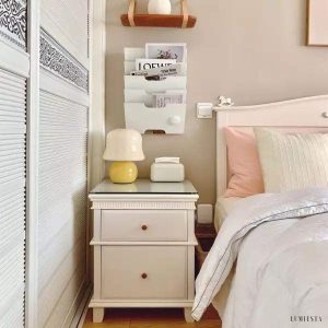 Lampa stołowa musztardowa z ręcznie formowanego szkła