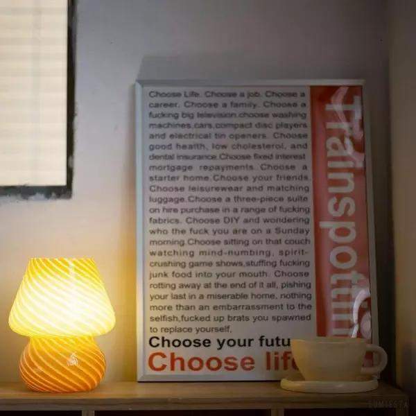 Lampa stołowa w kształcie grzyba w stylu nordyckim