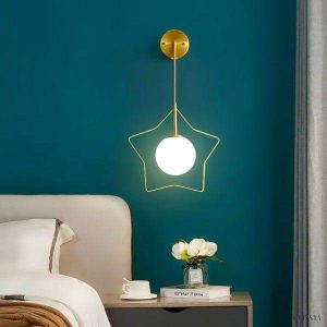 Lampa ścienna w kształcie kropli gwiazdy lub rogów mosiężna